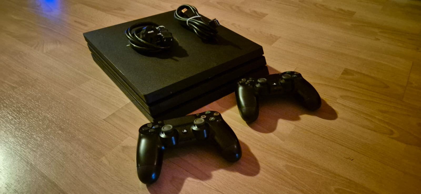 play station 4  1TB, Spelcomputers en Games, Ophalen of Verzenden, Zo goed als nieuw, Met 1 controller