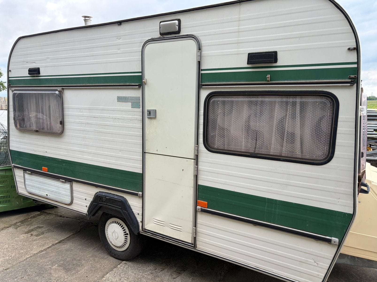 Chateau caravan, Particulier