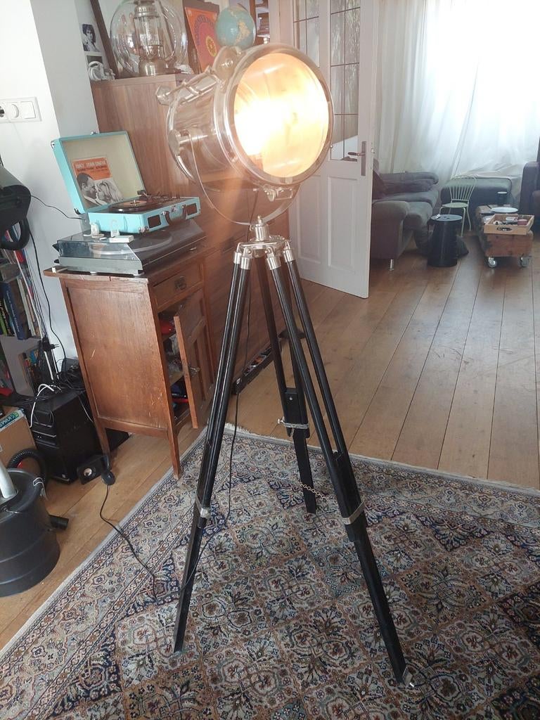 Vintage Studio Lamp / Statief Lamp / Filmspot, Huis en Inrichting, Lampen | Vloerlampen, Gebruikt, 100 tot 150 cm, Metaal, Overige materialen