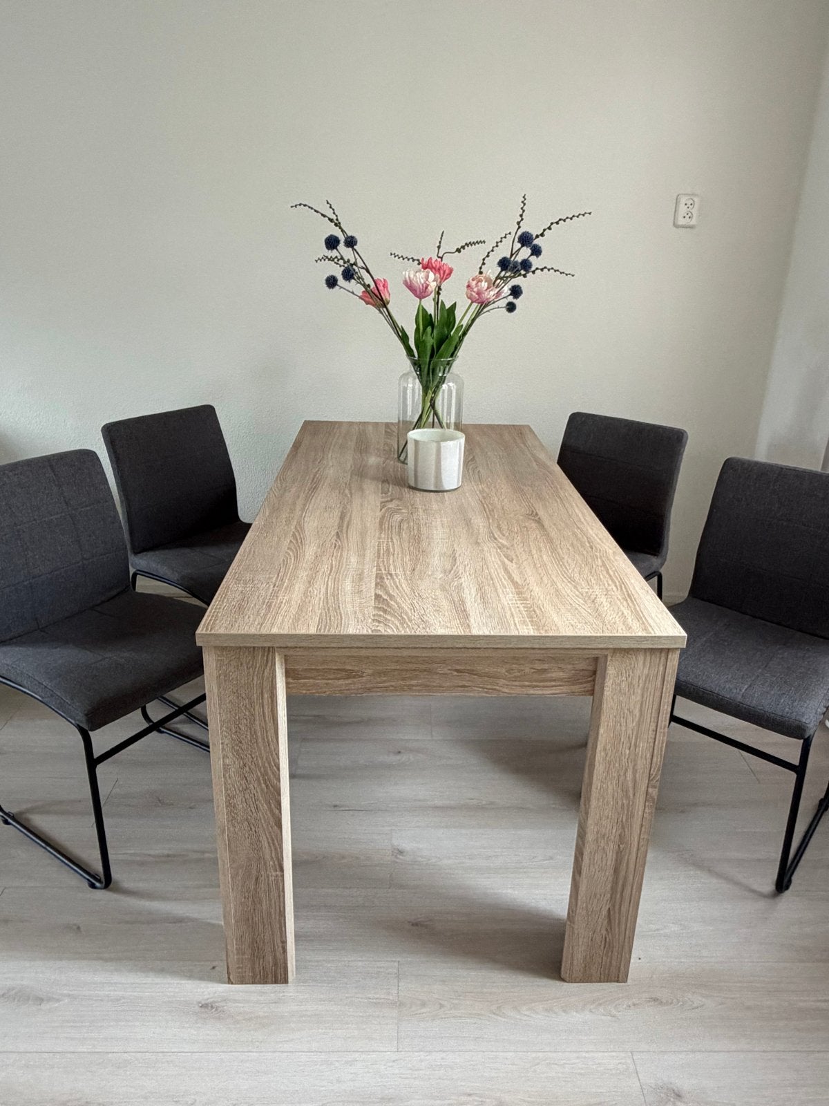 4 Jysk eettafelstoelen grijs (ook met tafel te koop), Ophalen, Gebruikt, Vier, Stof