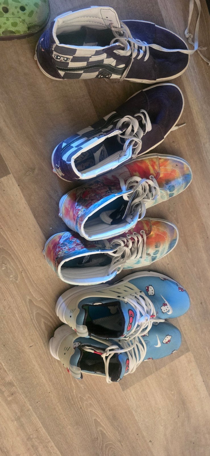 vans one piece sailermoon Nike hello kitty 10.5, Ophalen