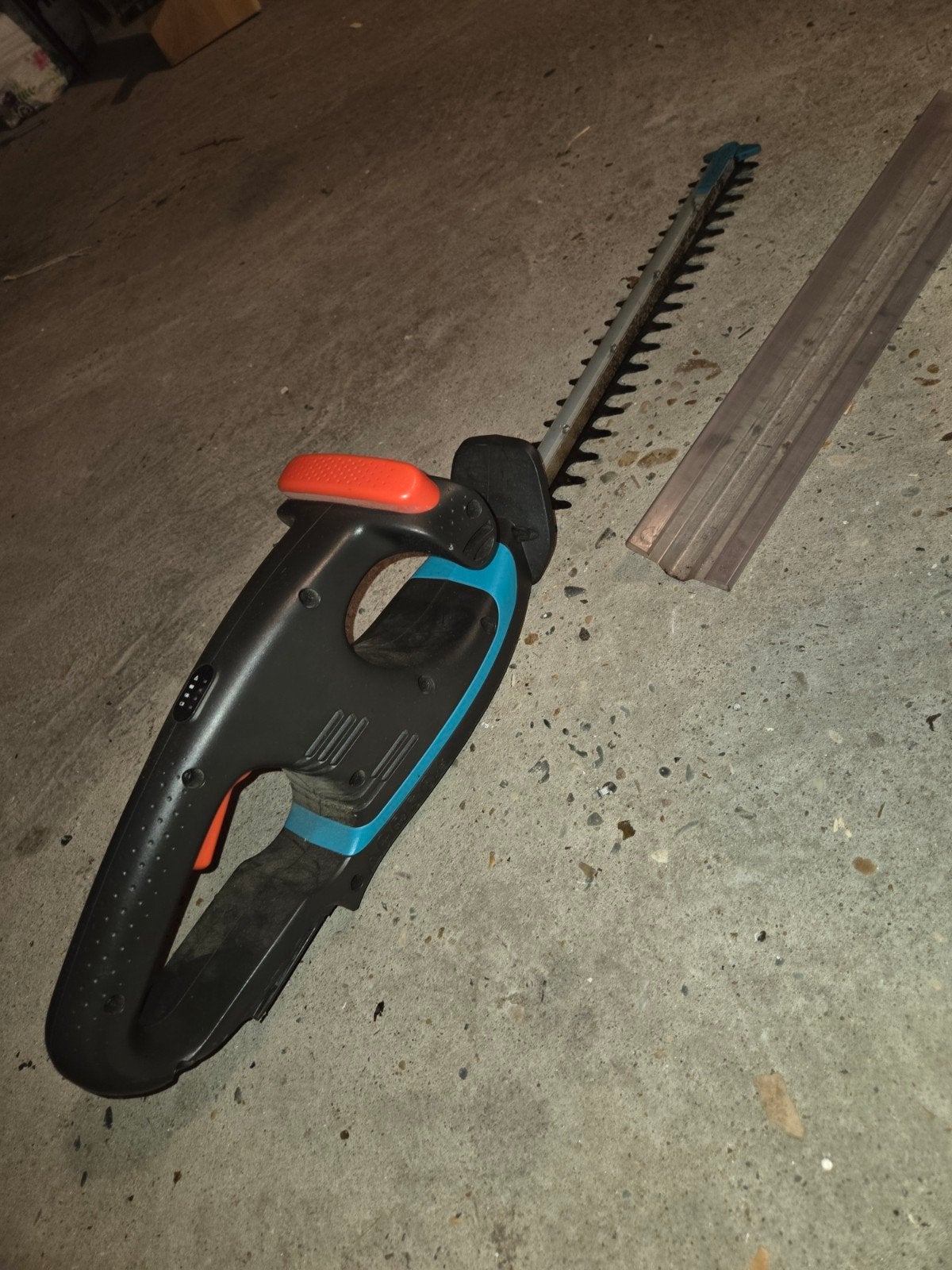 gardena 18 v accu heggenschaar, Ophalen, Gebruikt, Elektrisch