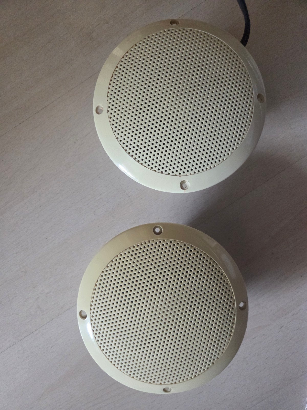 Skytronic waterdichte speakers 80W 4 Ohm (type 125.030), Speakerset, Zo goed als nieuw, 60 tot 120 watt, Ophalen