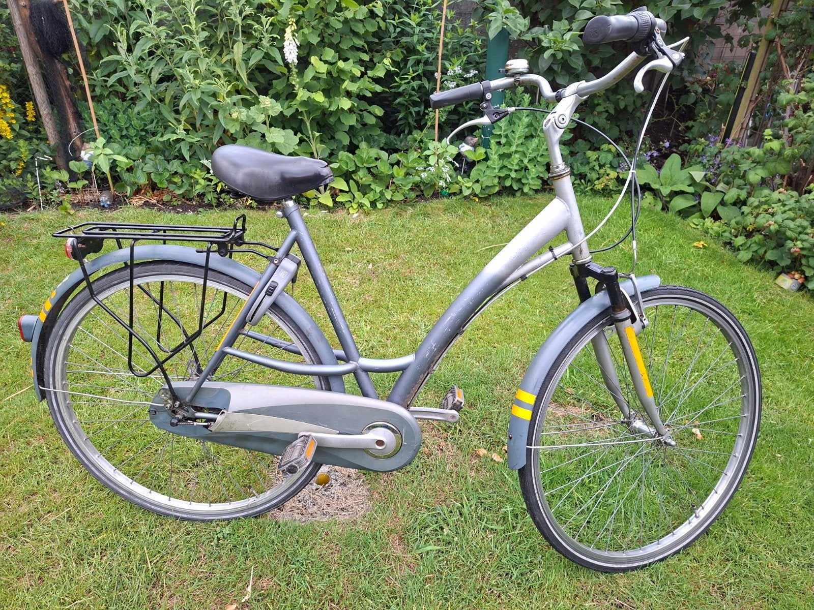 Fiets dames instap 28 inch frame 55 cm ,grijs
3 versnellinge, Minder dan 10 versnellingen, Ophalen, Overige merken, 53 tot 56 cm