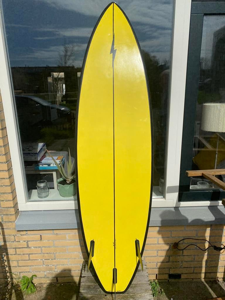 6’6 NSP surfboard custom painted met finnen en leash, Watersport en Boten, Golfsurfen, Ophalen, Gebruikt, Shortboard, Met vinnen