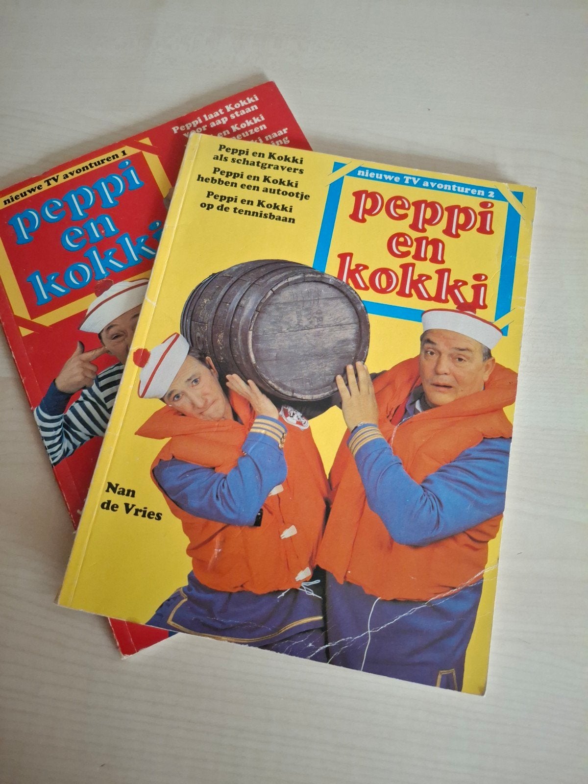 De nieuwe tv avonturen van Peppi en Kokki - 2 boeken, Ophalen of Verzenden, Gelezen, Nan de Vries, Fictie algemeen
