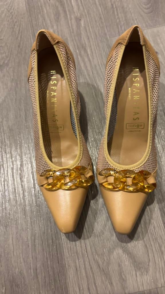 Beige pumps van Hispanitas, Ophalen of Verzenden, Zo goed als nieuw, Beige, Pumps
