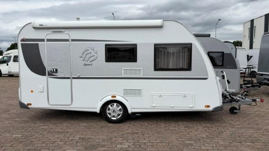 Knaus Sport 420 QD, Caravans en Kamperen, Schokbreker, Bedrijf, Treinzit, 4 tot 5 meter