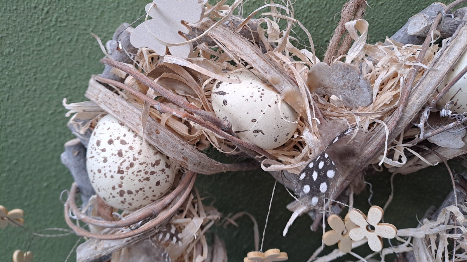 Hartvormige krans met Eieren en Natuurlijke Materialen, Beige, Onbekend, Ophalen of Verzenden, Natuurlijk materiaal