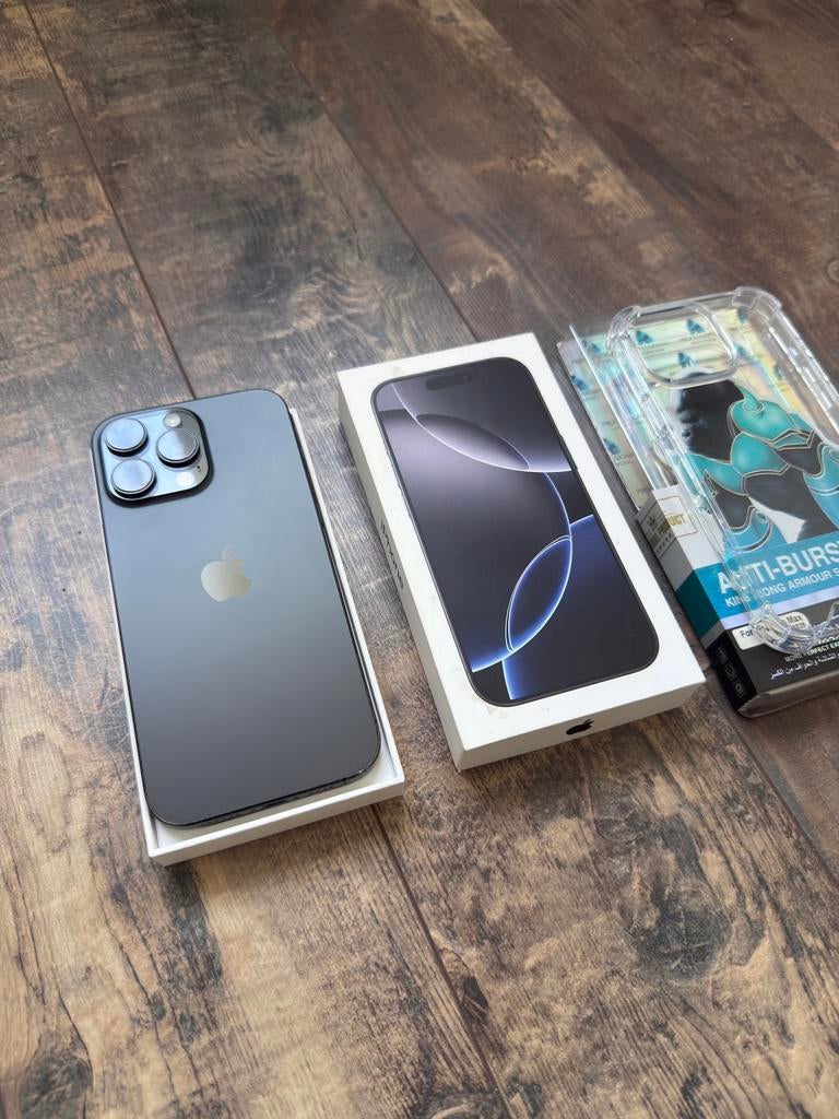 Apple iPhone 16 PRO MAX 256GB 5G Titanium, Telecommunicatie, Mobiele telefoons | Apple iPhone, Zwart, IPhone 16 Pro Max, Zo goed als nieuw