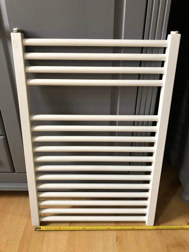 Design radiator 74cm hoog, incl. bevestigingsmateriaal, Ophalen, 30 tot 80 cm, Gebruikt, Radiator