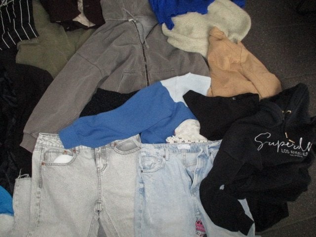 Heel veel dozen vol merk kleding dames meiden maat 36 S Zgan, Ophalen, Zo goed als nieuw