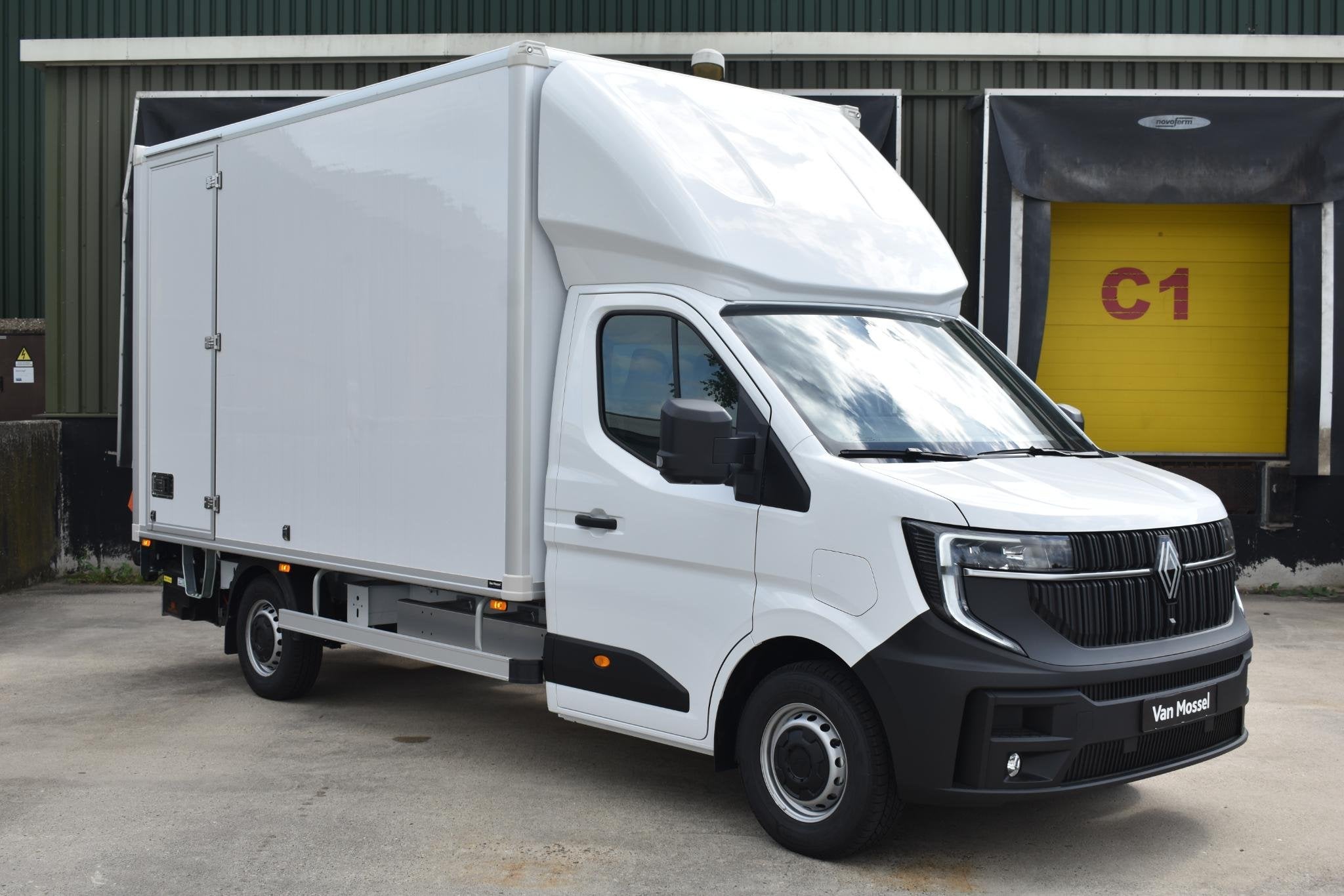 Renault Master E-Tech T35 L3H1 Advance long range 87 kWh | g, Auto's, Bestelauto's, 143 pk, Renault, Wit, Nieuw