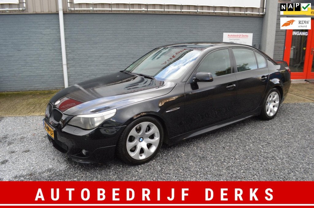 BMW 5-serie 545i Executive M-Pakket Leer Navi Xenon Export M, Automaat, Achterwielaandrijving, 8 cilinders, 2000 kg