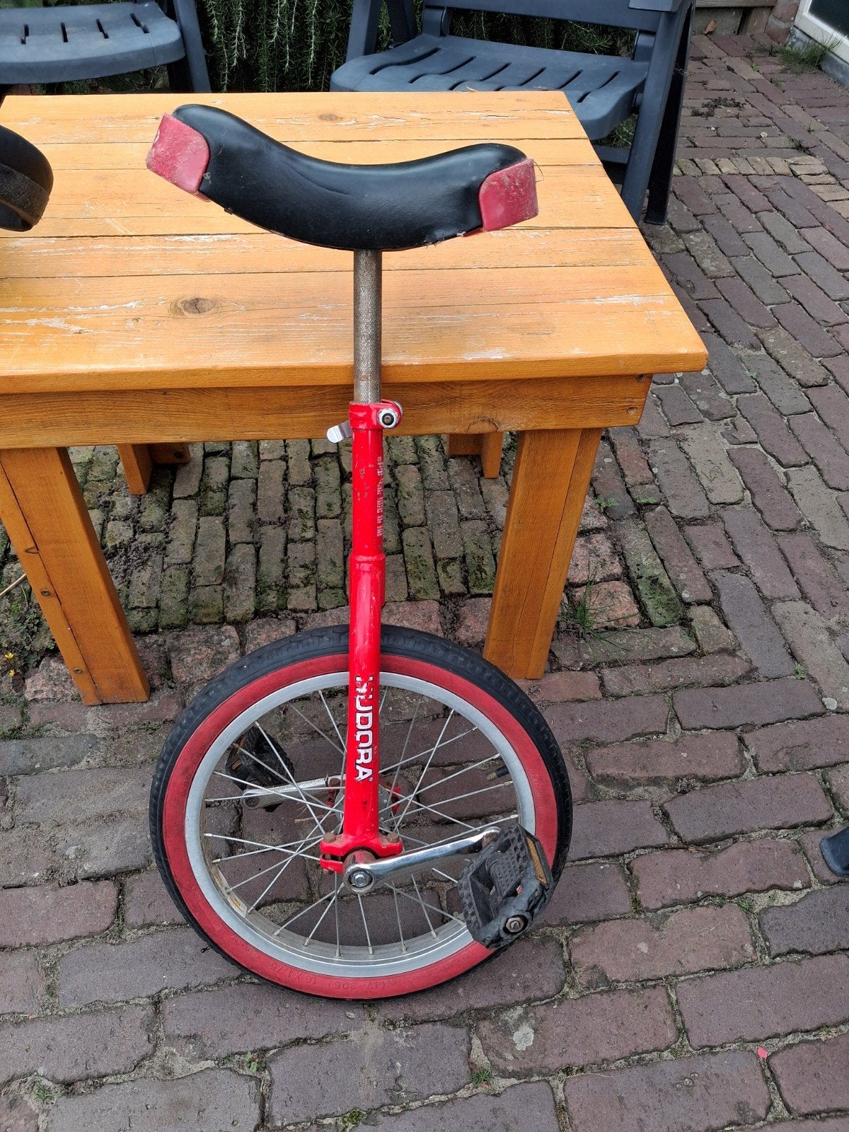Hudora eenwieler - 16 inch wiel, Ophalen, Gebruikt