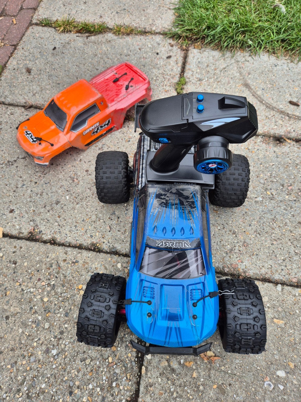 Arrma Granite 4x4 3s met lipo, Hobby en Vrije tijd, Ophalen of Verzenden, Gebruikt, Auto offroad