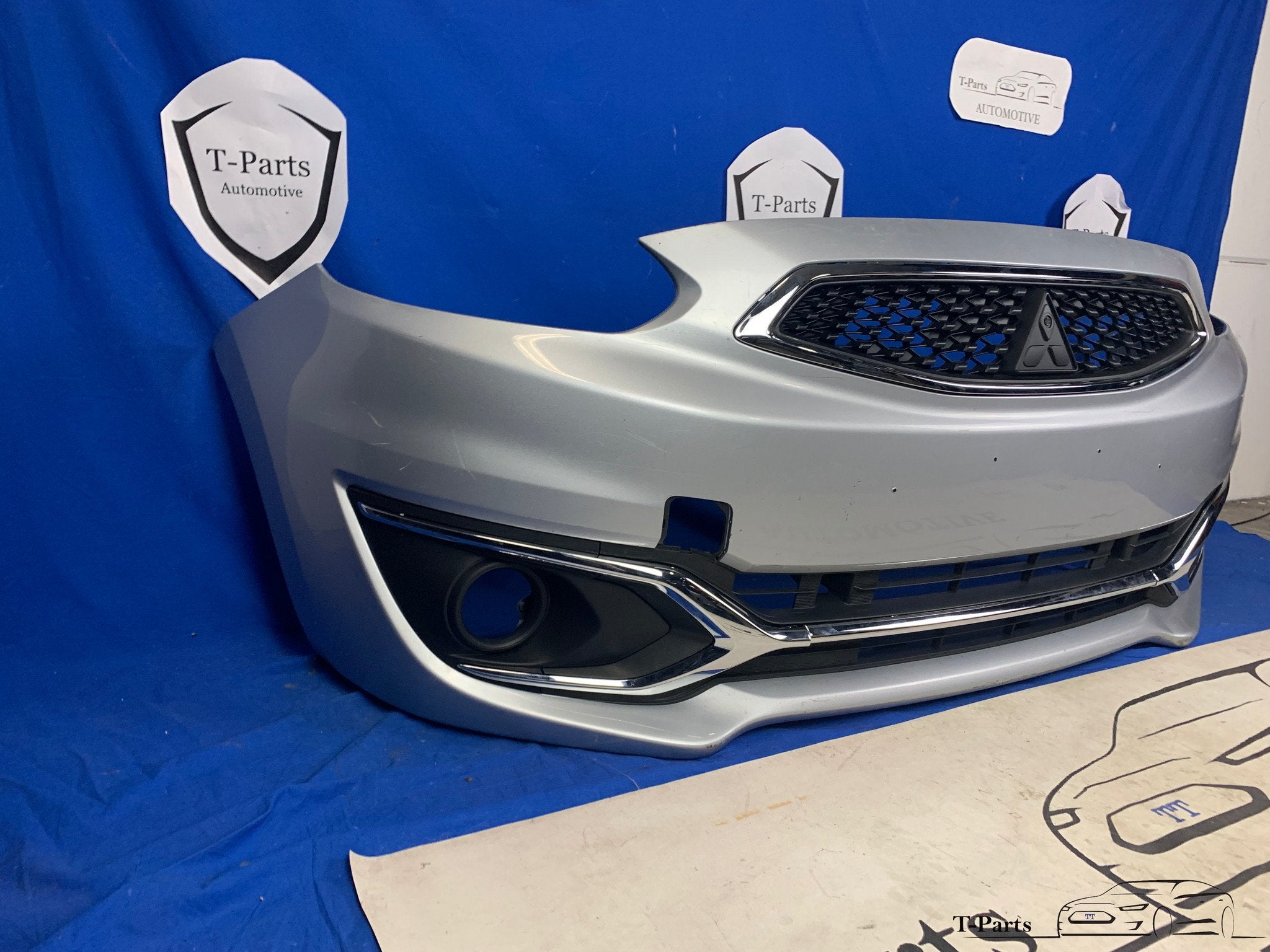 Mitsubishi space star voorbumper 2016+ bumper grille rooster, Info@fabrikant.eu, Fabrikant BV, Nieuw, Ophalen of Verzenden