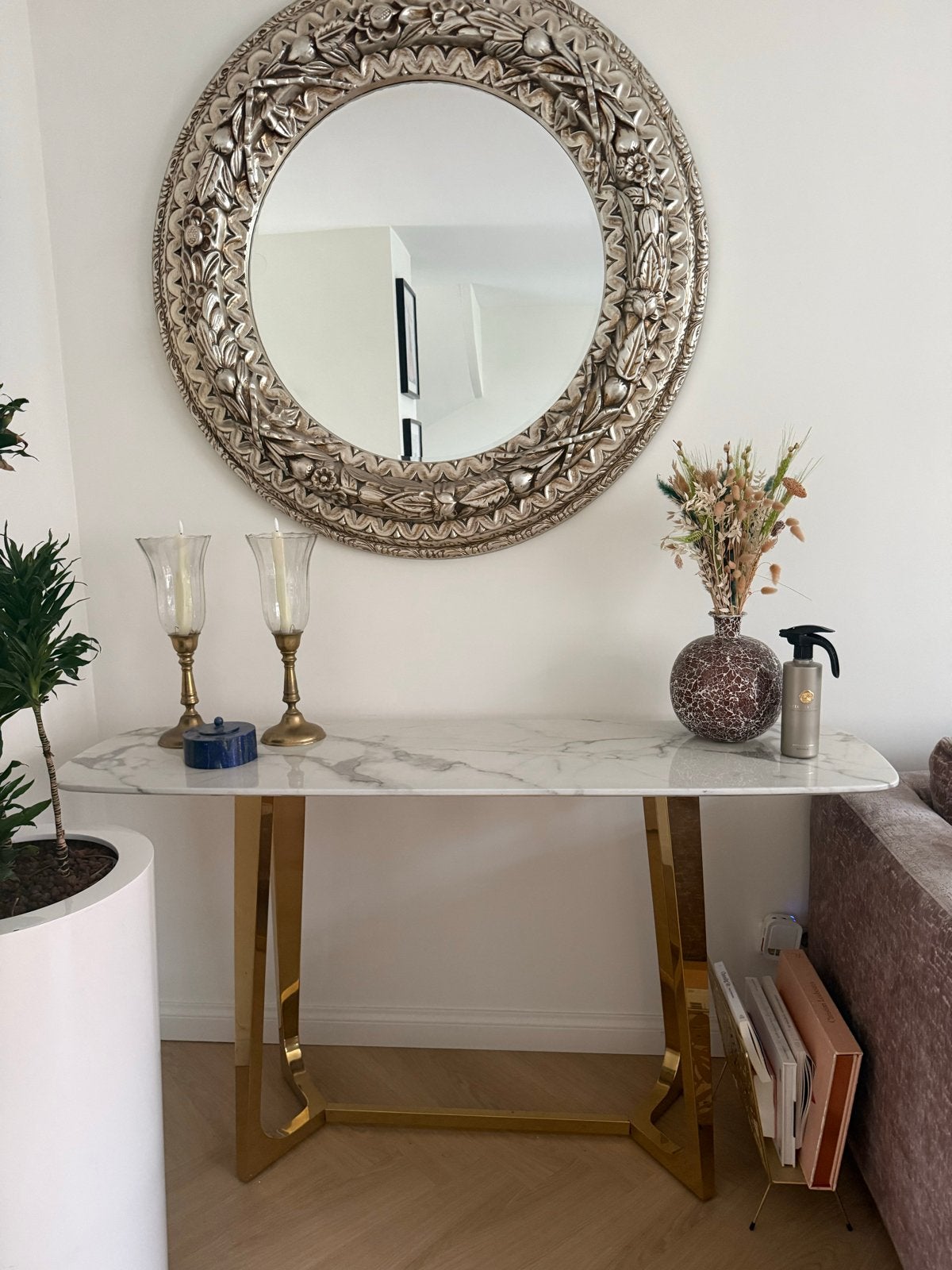 Richmond Dynasty sidetable - Marmer en goud, Metaal of Aluminium, Ophalen of Verzenden, Zo goed als nieuw, 75 cm of meer