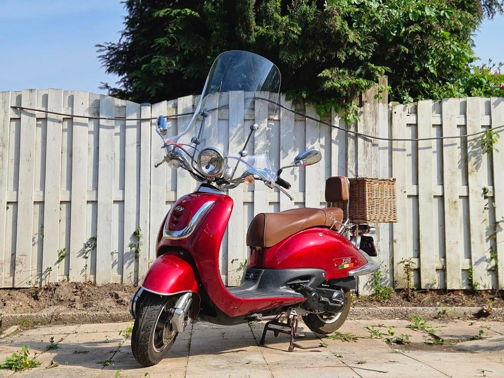 IVA RA9015 Retroscooter (blauwe plaat), Ophalen, Gebruikt, Benzine, Overige merken