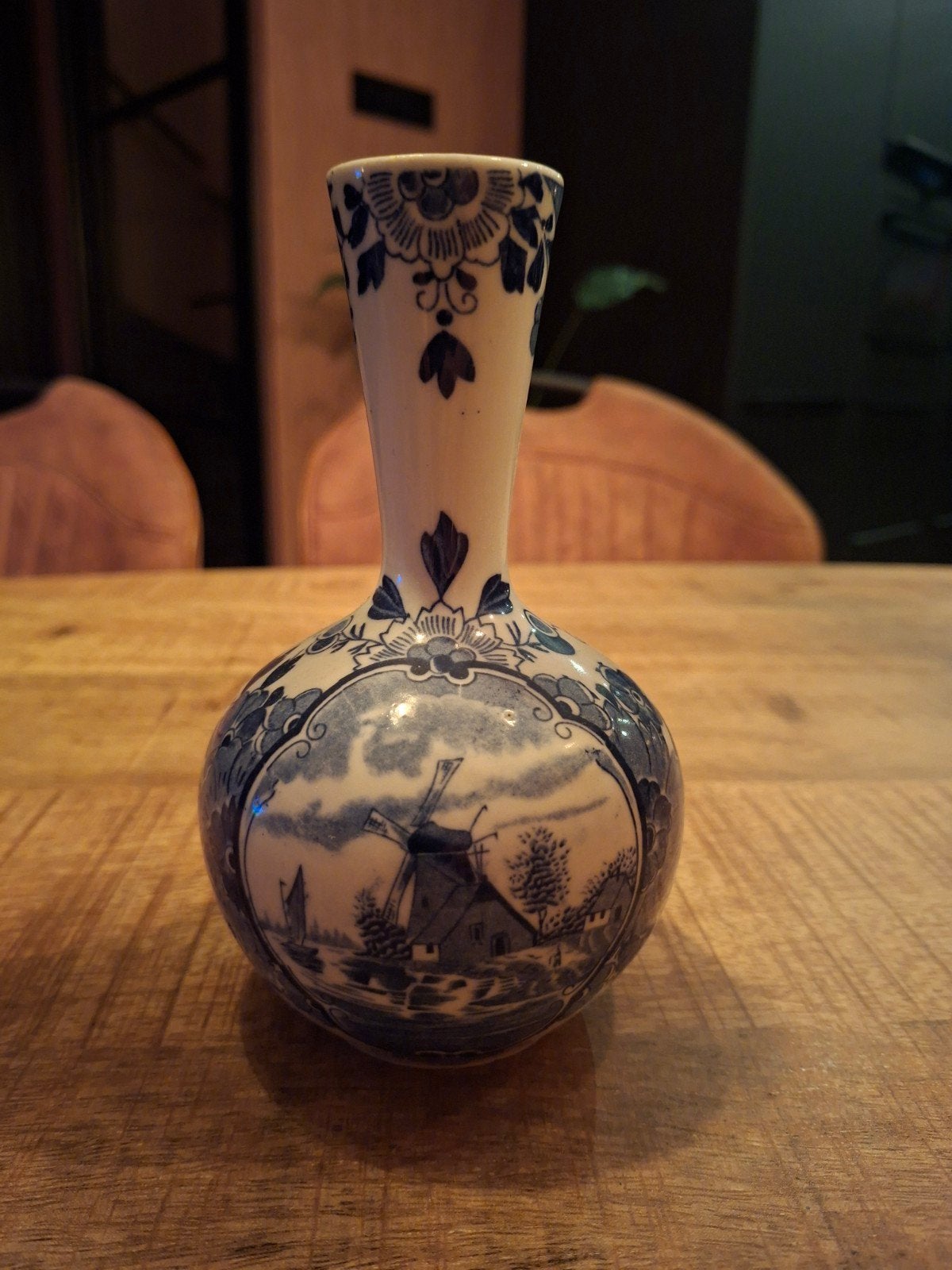 Antieke Delfts blauwe vaas met molen decoratie, Ophalen of Verzenden