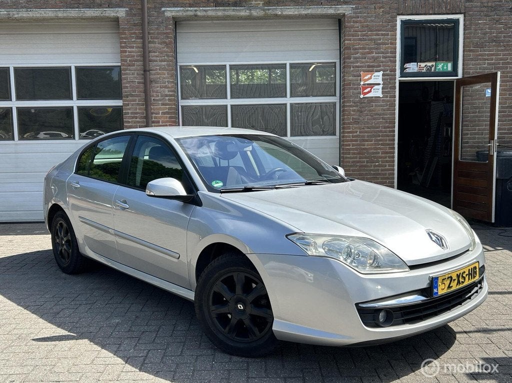 Renault Laguna 2.0 16V Dynamique | Clima | Cruise | Trekhaak, Laguna, Stof, Gebruikt, Zwart