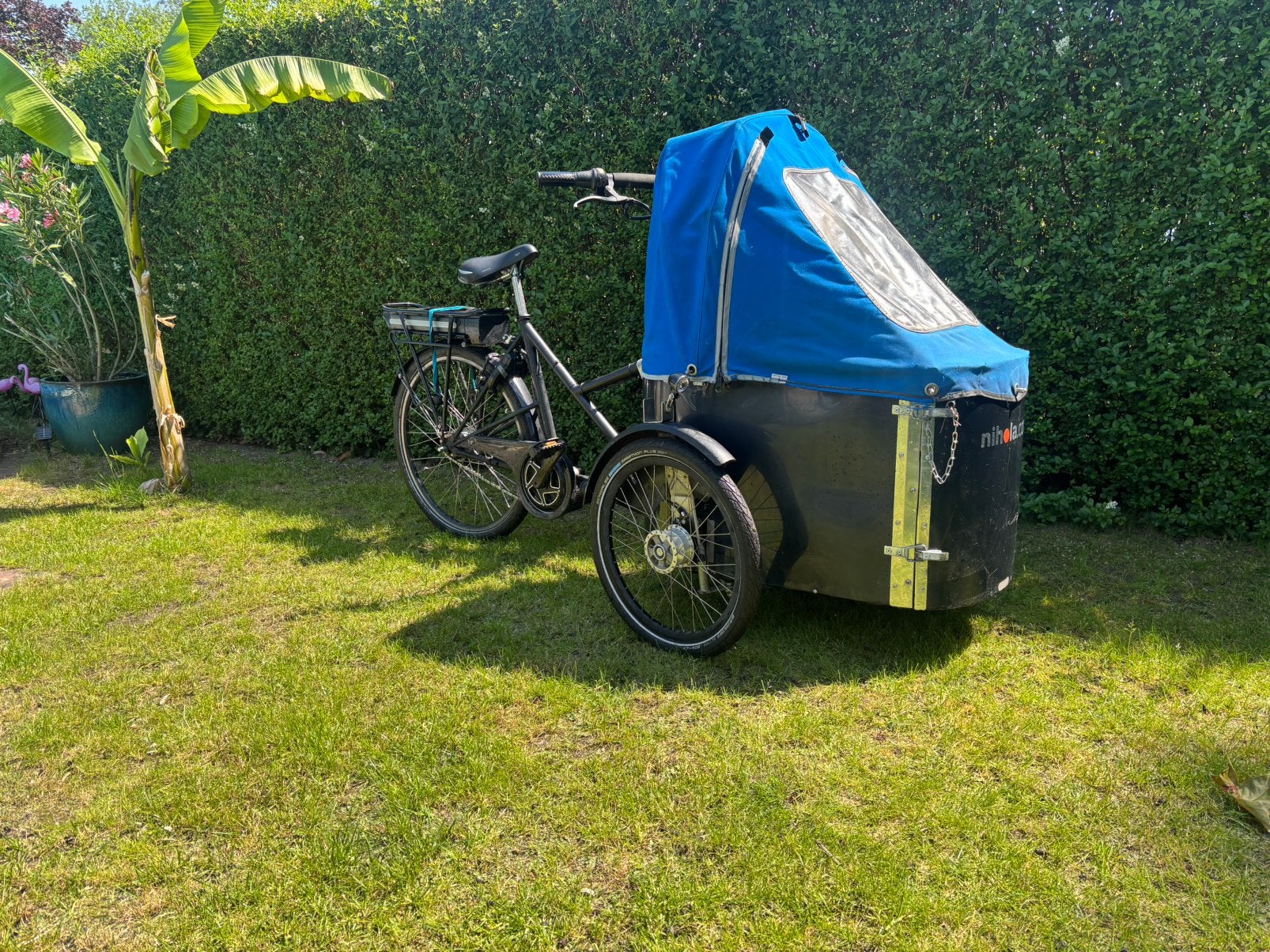 Electriche Nihola dog bakfiets, Fietsen en Brommers, Fietsen | Bakfietsen, Zo goed als nieuw, 4 kinderen of meer, Huif, Ophalen