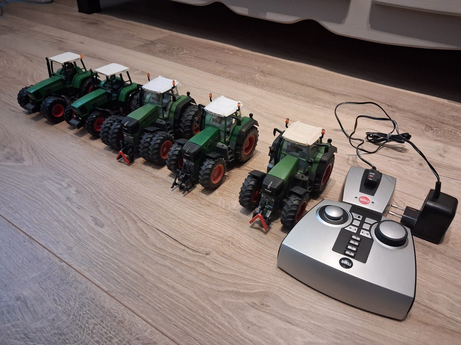 Fendt siku miniaturen 926 924 en 930, Ophalen of Verzenden, Tractor of Landbouw, SIKU