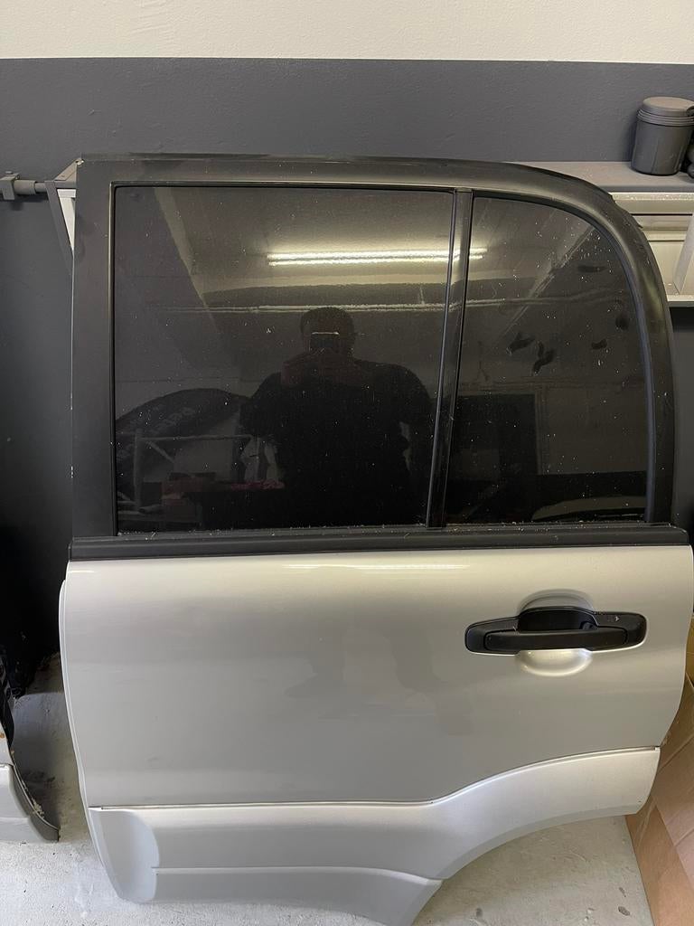 Suzuki vitara bouwjaar 1999-2001 linker achterdeur, Ophalen