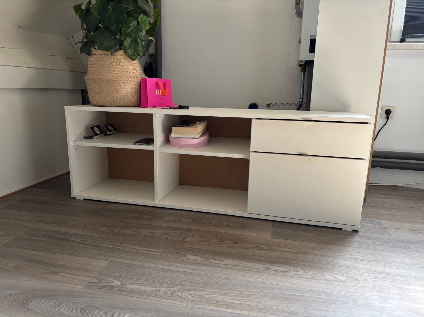 Tv kastje ikea, Ophalen, 50 tot 100 cm, Zo goed als nieuw, Minder dan 100 cm