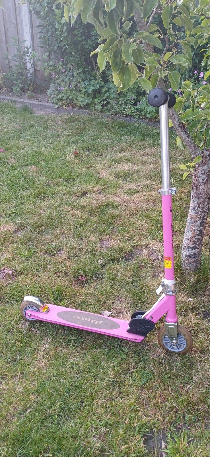 Roze JD Bug step - Gebruikt maar in goede staat, Ophalen, Gebruikt, Gewone step, JD Bug