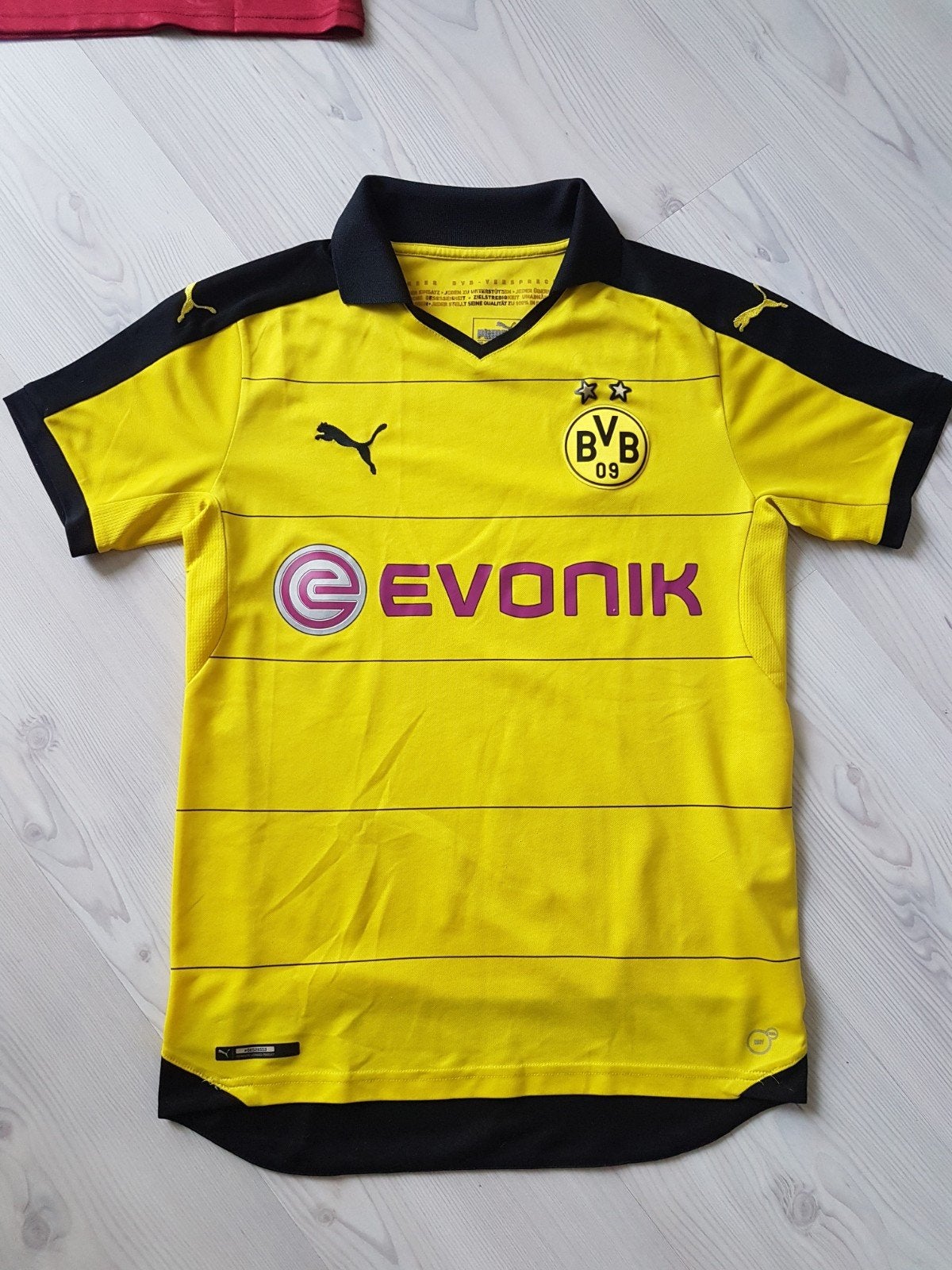 Dortmund homeshirt in size small/medium, Maat XS of kleiner, Ophalen of Verzenden, Zo goed als nieuw, Shirt