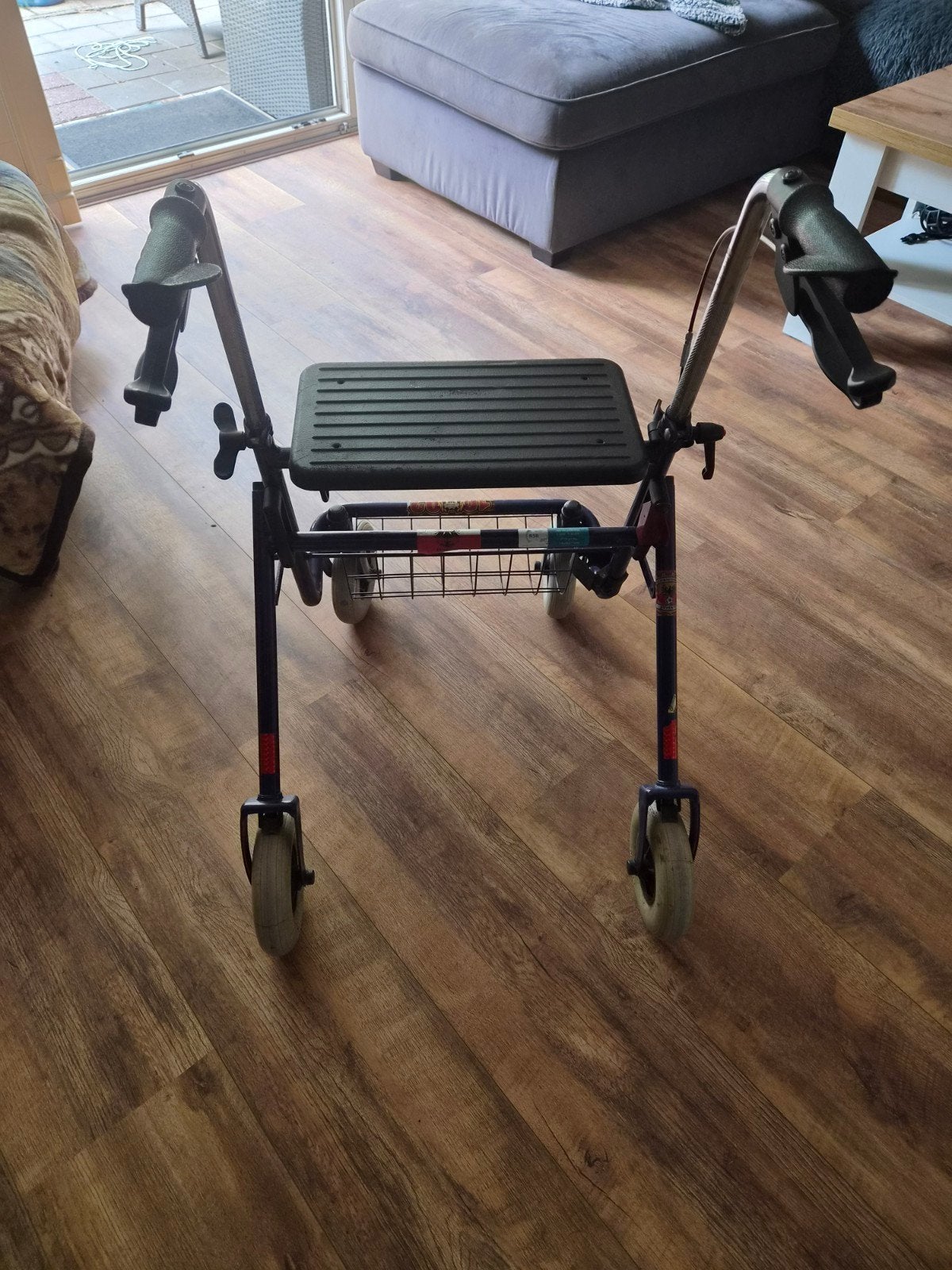 gebruikte maar goede in klapbare rollator., Diversen, Ophalen, Opvouwbaar, Gebruikt