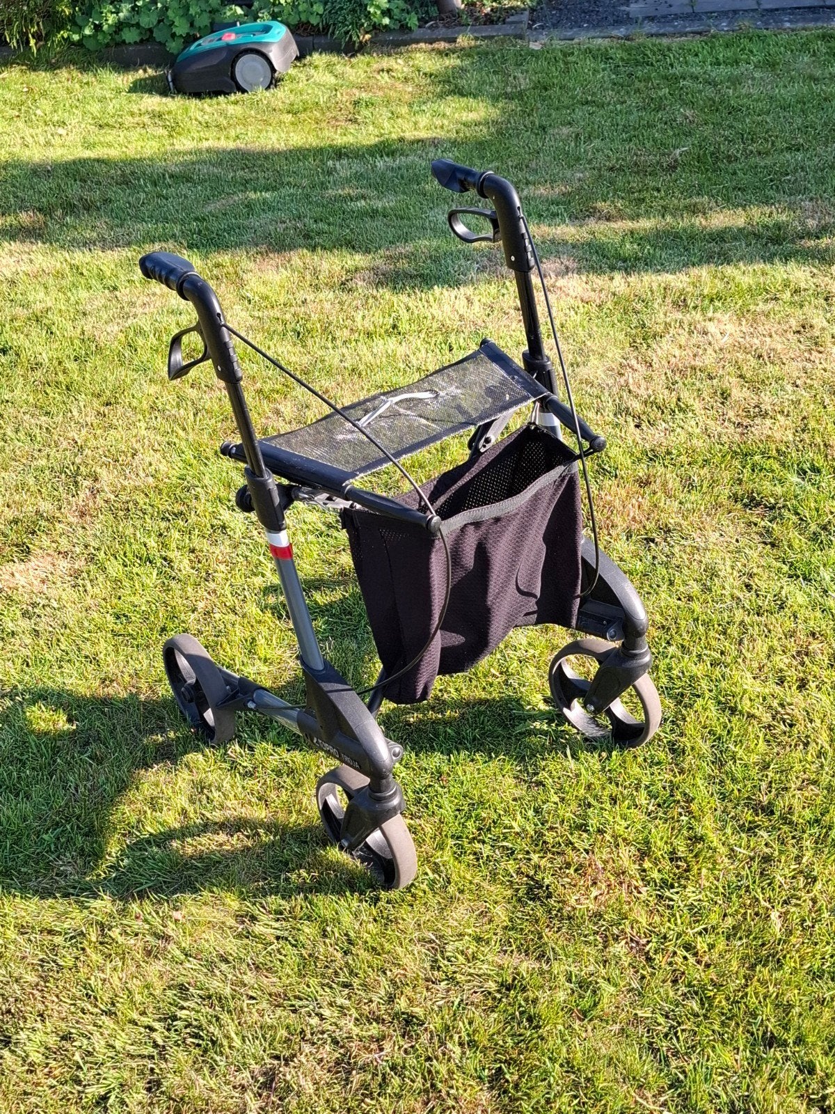 Prima rollator, Diversen, Ophalen