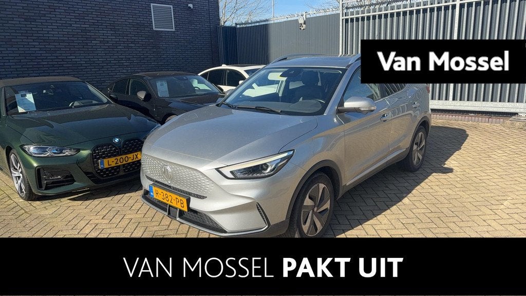 MG ZS EV Long Range Luxury 70 kWh | Trekhaak | Panoramadak |, Auto's, MG, 12 maanden, Gebruikt, ZS, Origineel Nederlands