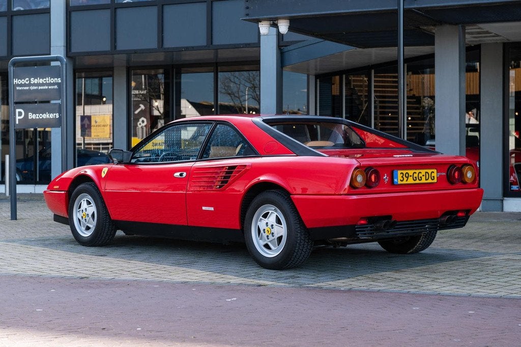 Ferrari Mondial 3.2 (bj 1986), Achterwielaandrijving, Overige kleuren, 4 stoelen, Handgeschakeld