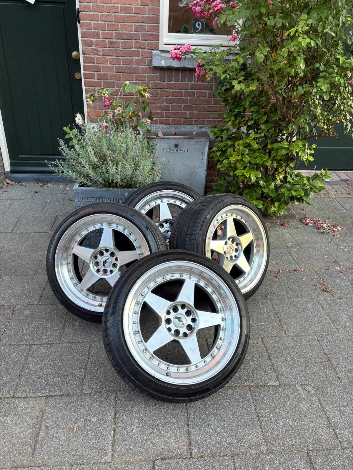 Japan Racing JR 18 inch 5x100 gloednieuwe all-season banden, Ophalen, 18 inch, Banden en Velgen, 235 mm