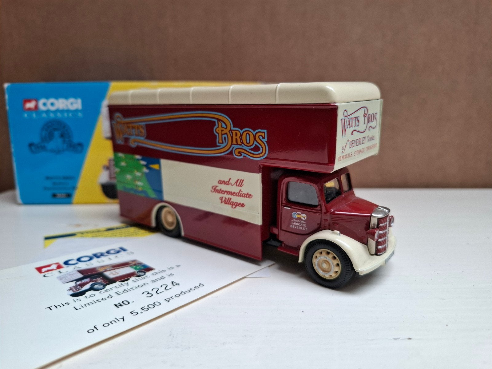 Corgi Classics Watts Bros. Limited Edition Modelvrachtwagen, Hobby en Vrije tijd, Modelauto's | 1:50, Ophalen of Verzenden, Zo goed als nieuw