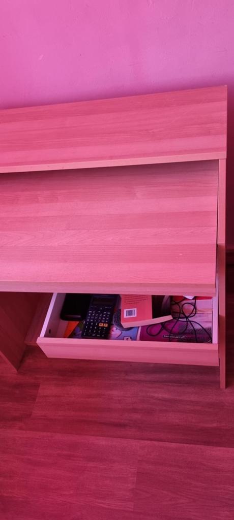 Compact computerbureau met uitschuifbaar toetsenbordblad, Ophalen, Gebruikt, Met lades, Spaanplaat of MDF