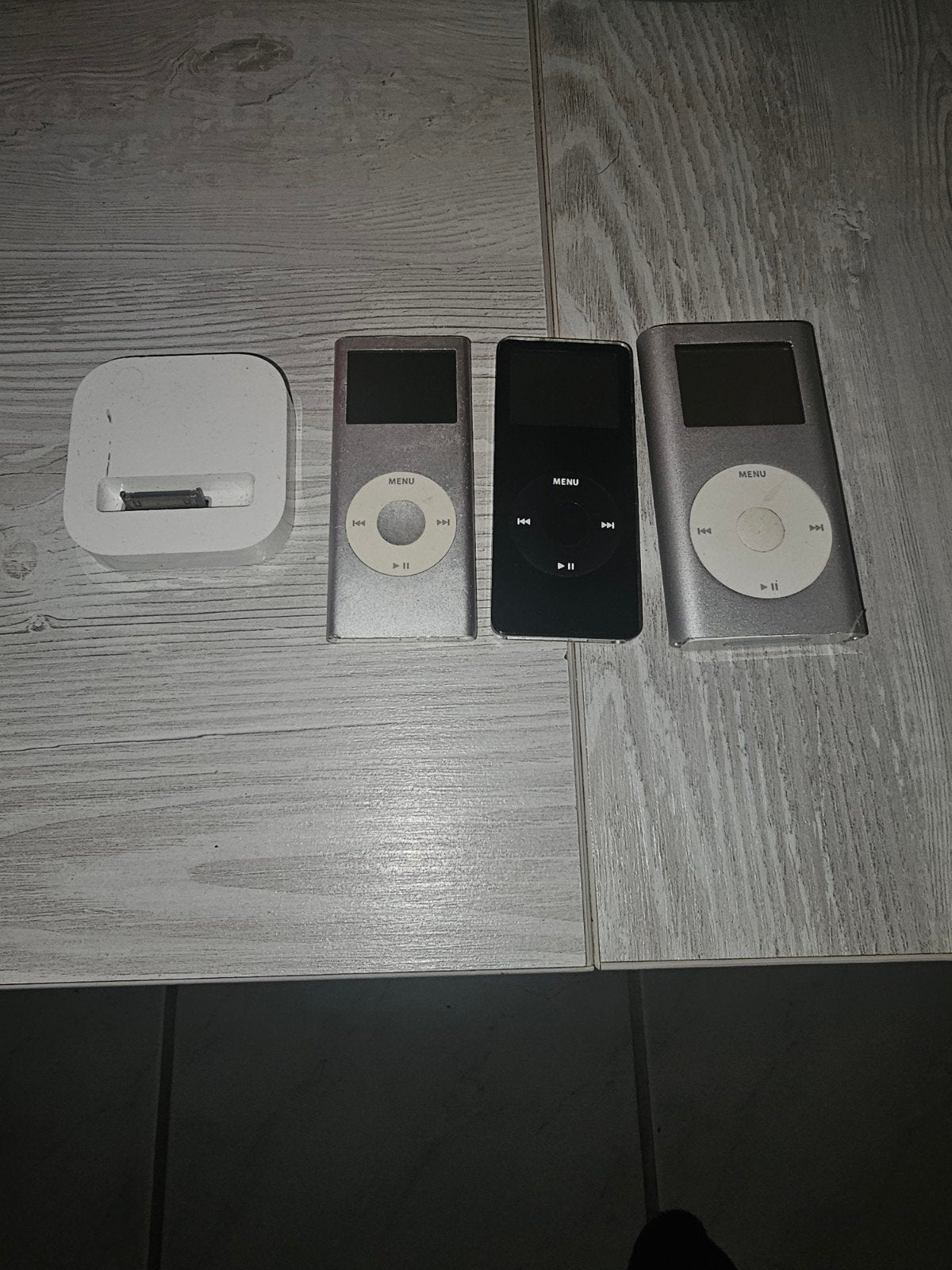 3x Apple ipod en oplaaddock werking onbekend., Ophalen, Gebruikt