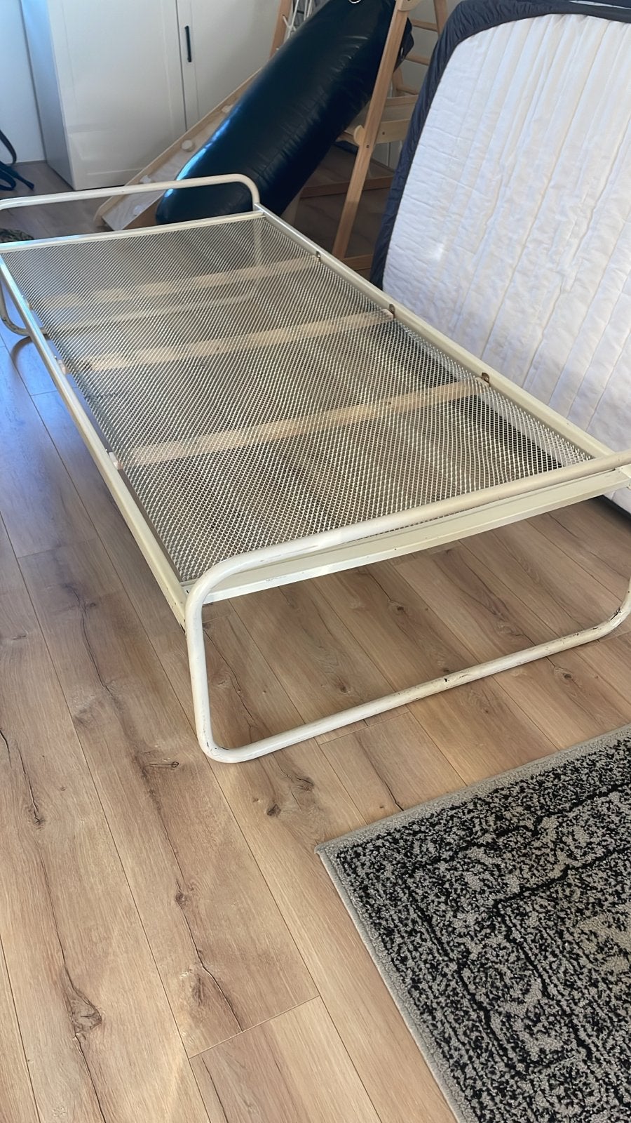 Uitschuifbaar bed/logeerbed met 2 matrassen, Ophalen, Wit, Tweepersoons, 80 cm