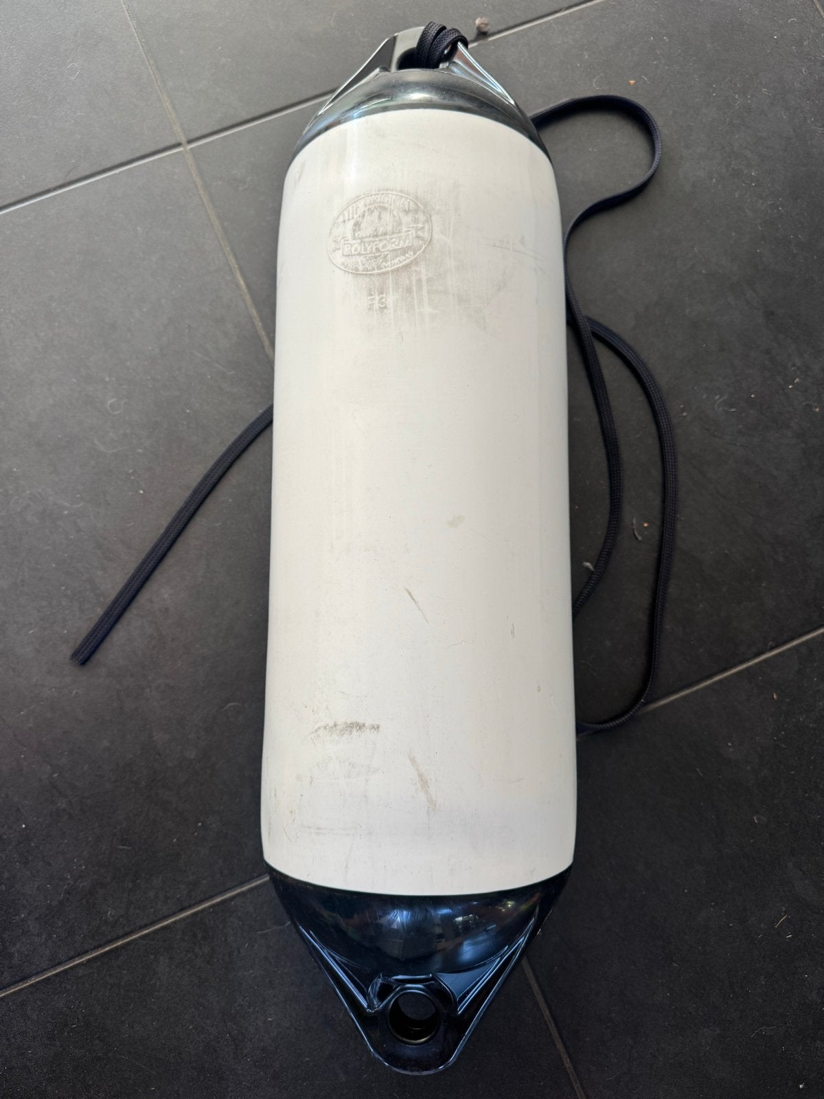 Polyform F3 stootwil / fender - wit / 74 x 22 cm, Watersport en Boten, Ophalen of Verzenden, Gebruikt, Overige typen