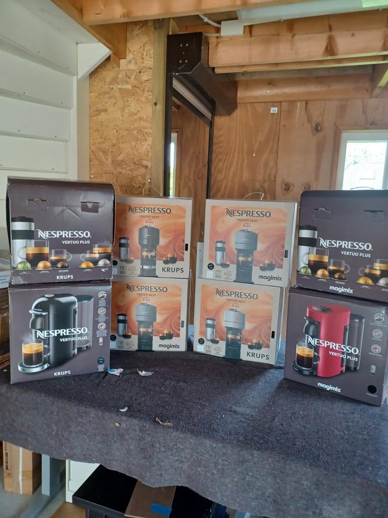 Nespresso koffiemachine automaat, Witgoed en Apparatuur, Koffiezetapparaten, Ophalen of Verzenden, Nieuw, Koffiemachine