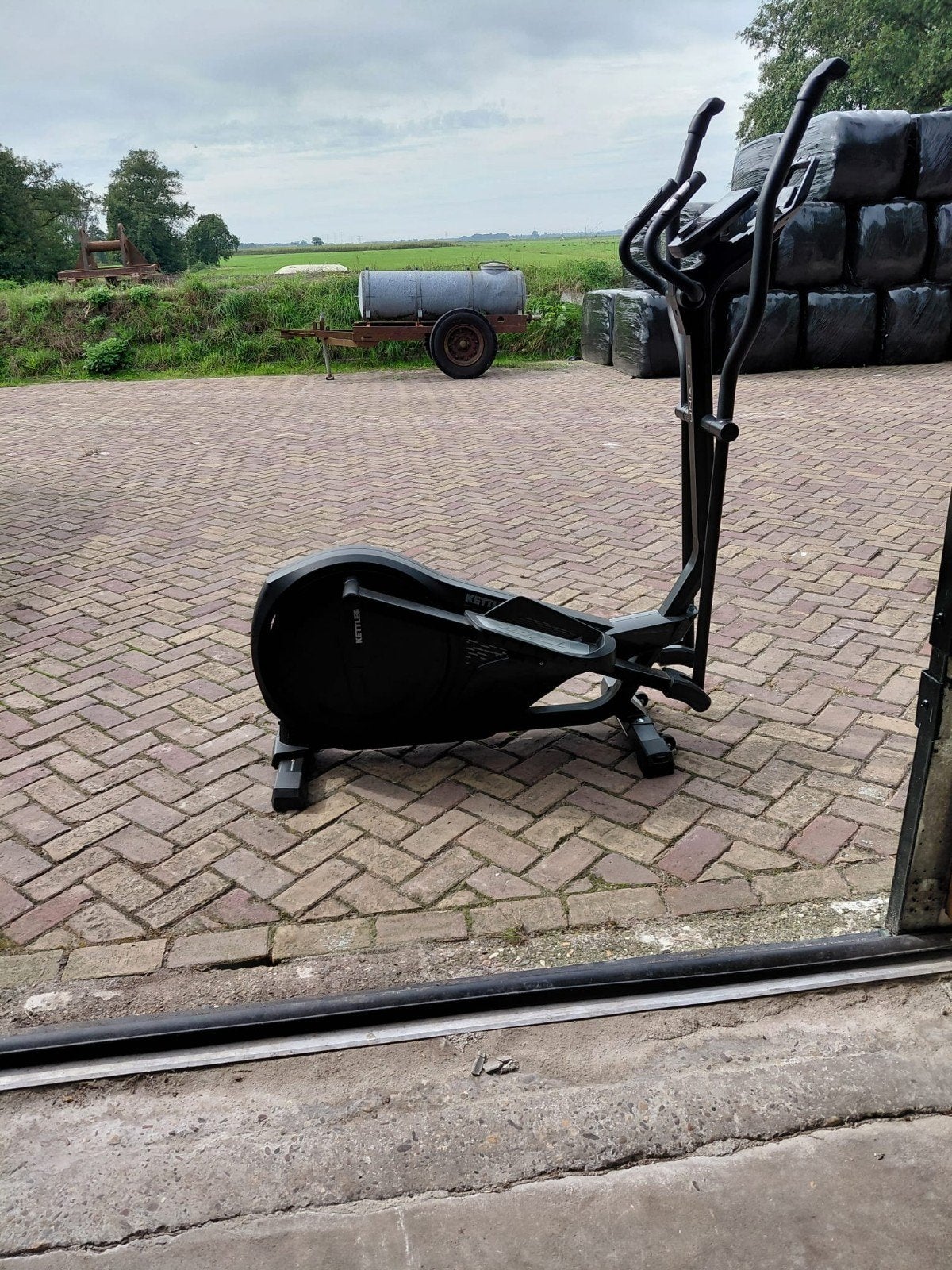 Kettler Unix 4 Crosstrainer - Perfect voor thuisworkouts, Ophalen, Gebruikt, Crosstrainer, Metaal
