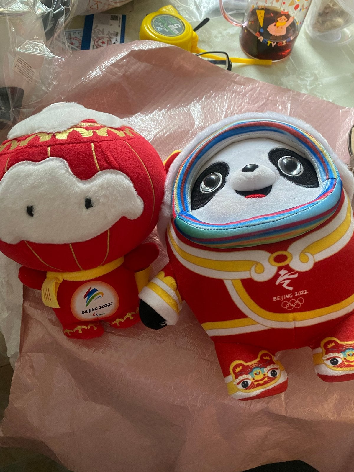 Bing Dwen Dwen en Shuey Rhon Rhon knuffels Beijing 2022, Kinderen en Baby's, Overige karakters, Overige typen, Ophalen of Verzenden