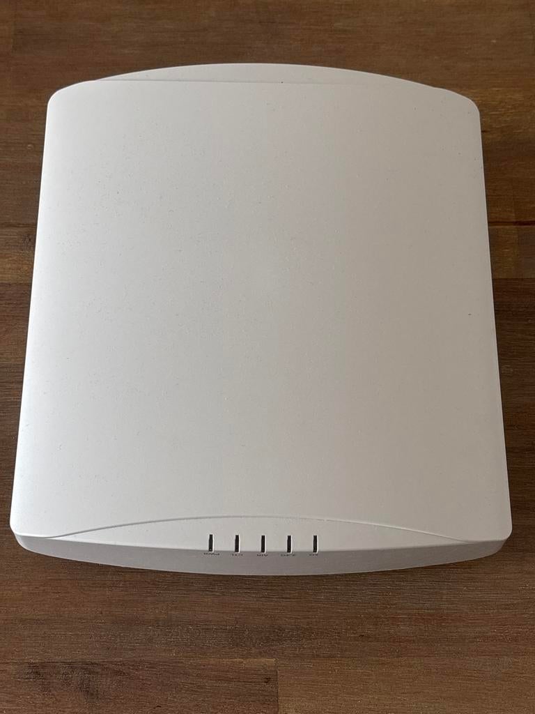 Ruckus R730 Access Point, Ophalen, Zo goed als nieuw, Router