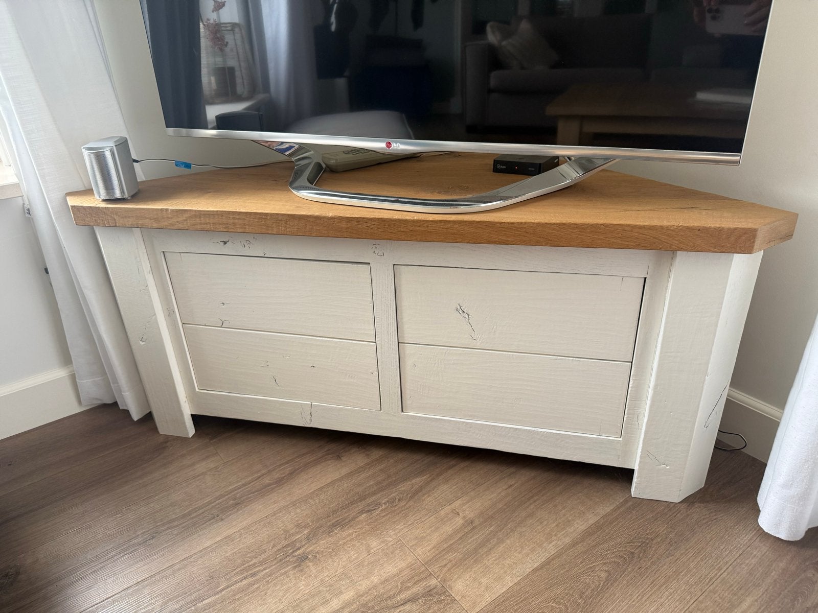 Houten TV-meubel / Hoekmeubel met opbergruimte, Huis en Inrichting, Kasten | Televisiemeubels, Ophalen, Gebruikt, 50 tot 100 cm