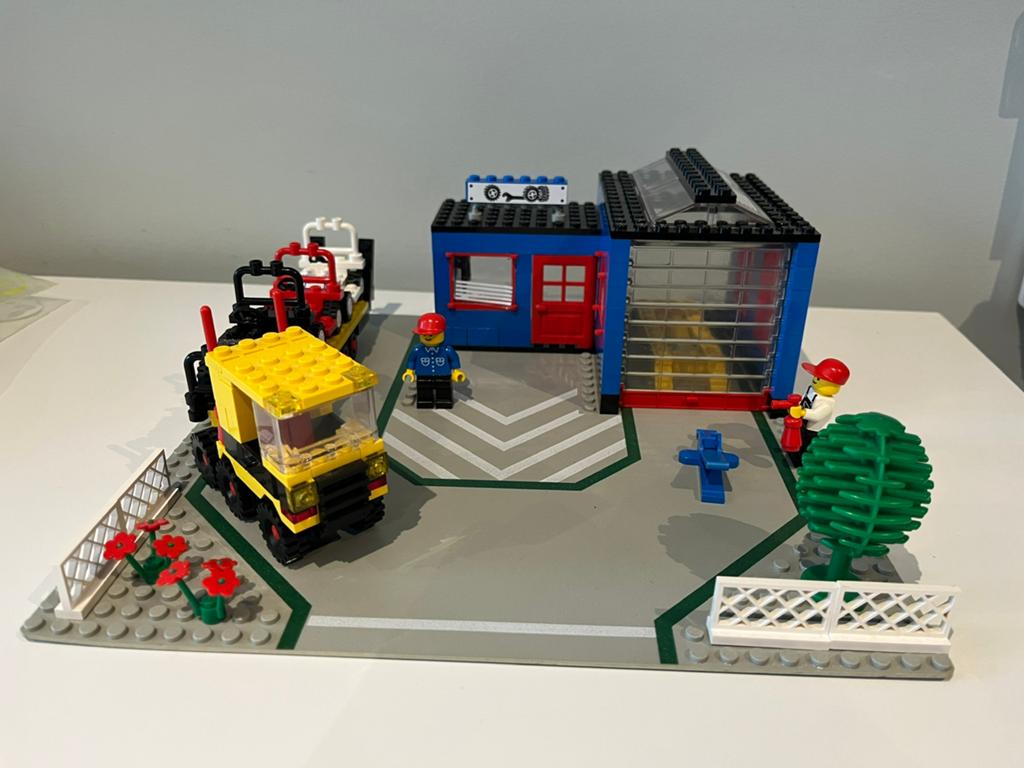 Lego 1966 car repair shop met instructie, Kinderen en Baby's, Speelgoed | Duplo en Lego, Compleet, City, Lego, Ophalen of Verzenden