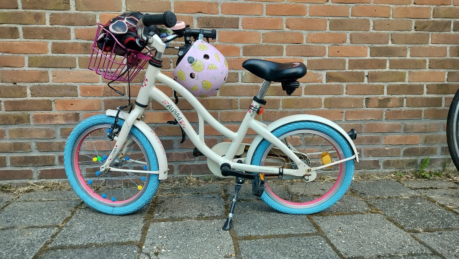 Kinderfiets meisjesfiets 16 inch wit roze blauw alpina ocean, Ophalen, Terugtraprem, Gebruikt, Handrem