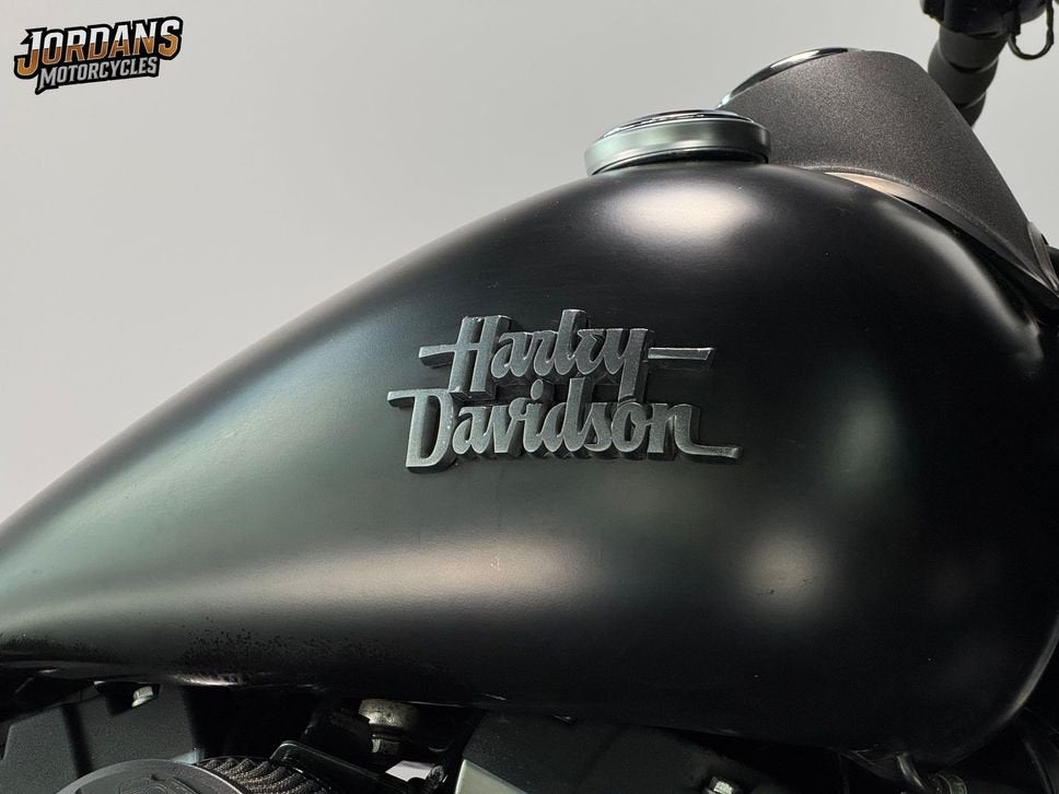 HARLEY-DAVIDSON STREET BOB FXDB 103CI CLUBSTYLE (bj 2016), 2 cilinders, HARLEY-DAVIDSON, Chopper, Bedrijf