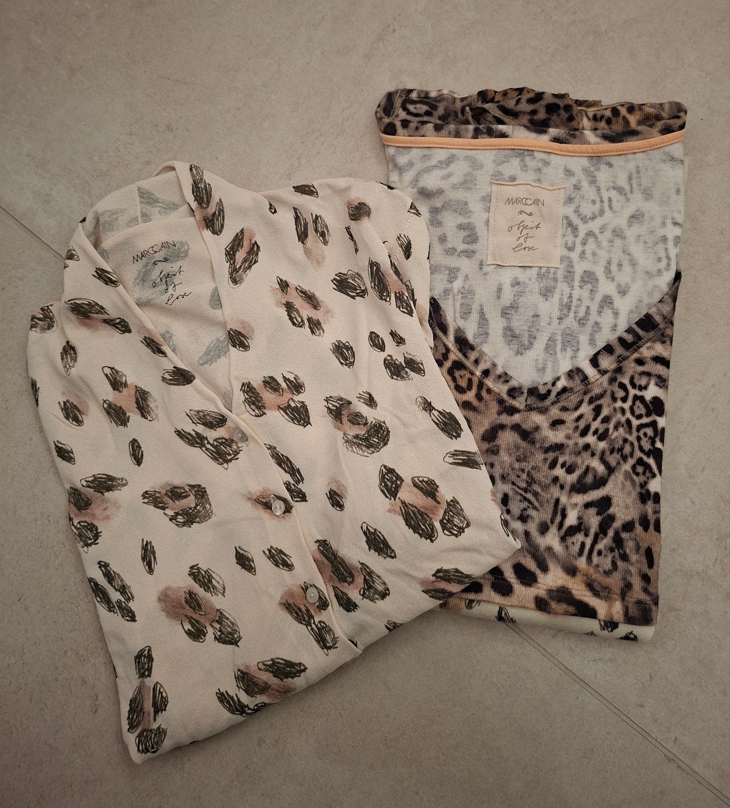 Marc Cain Tweedelige Set: Vest N4 & T-shirt N5 Panterprint, Maat 38/40 (M), Bruin, Ophalen of Verzenden, Zo goed als nieuw